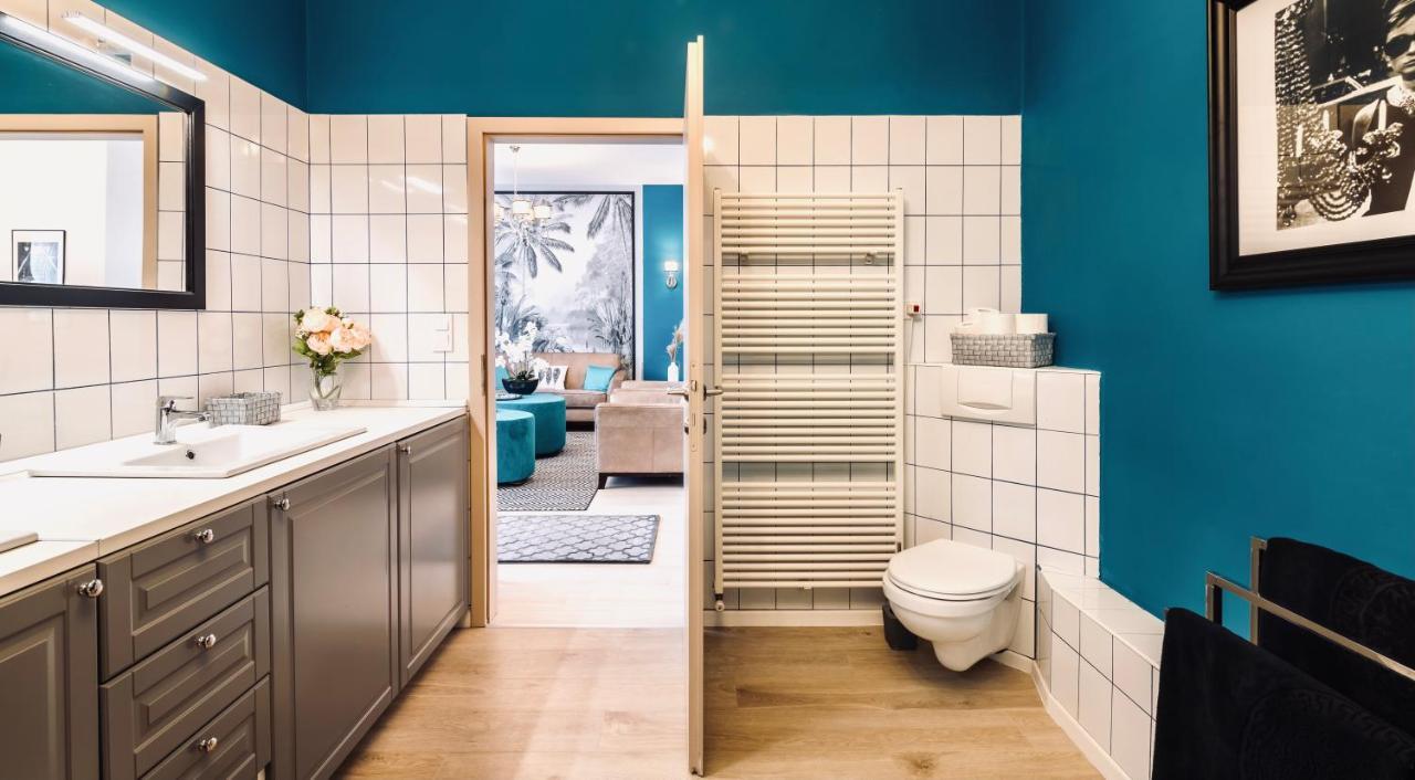 Monarchia Apartman Grand Mosonmagyarovar Bagian luar foto